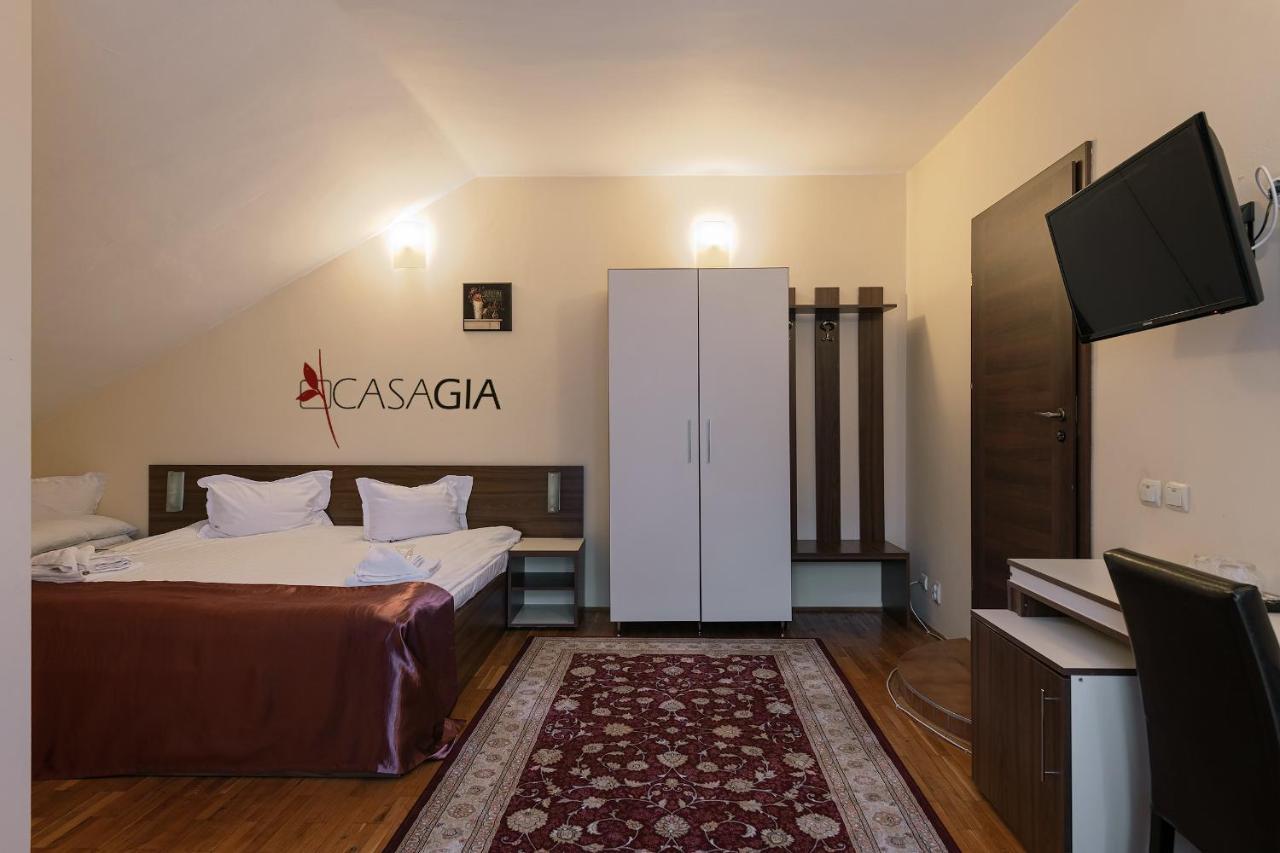 Pension Casa Gia Cluj-Napoca Esterno foto