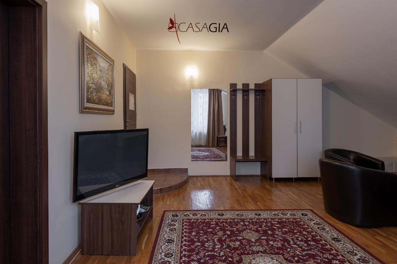 Pension Casa Gia Cluj-Napoca Esterno foto